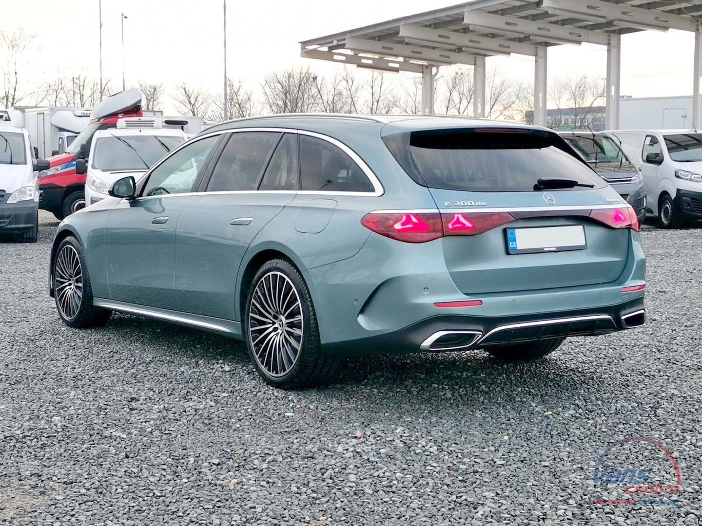 Mercedes-Benz E 300 DE 4MATIC T/ AMG/ TAŽNÉ/ ČR/ ZÁRUKA 