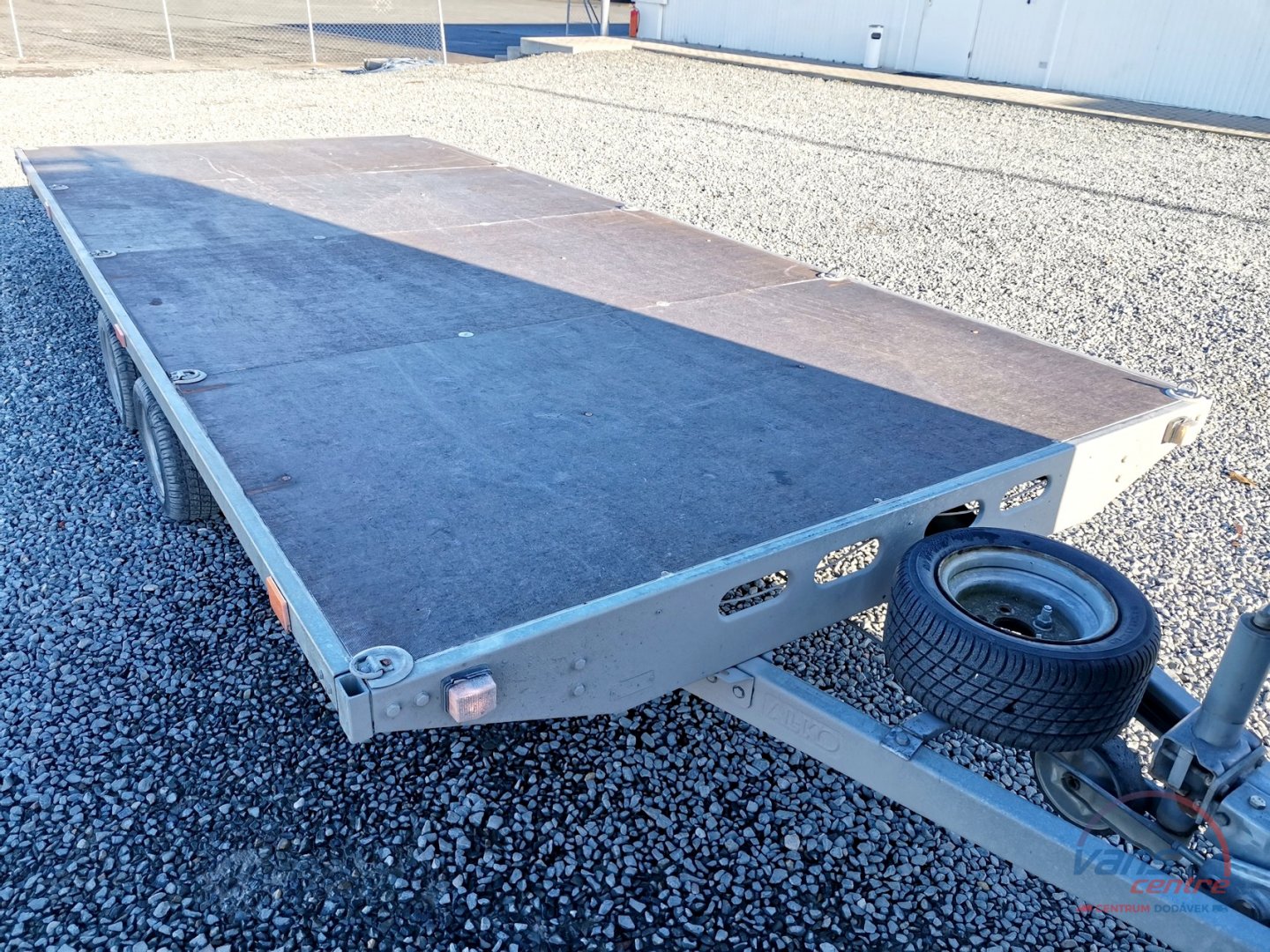 Kobras 9BC2-1600/ PODVALNÍK 4,9M 