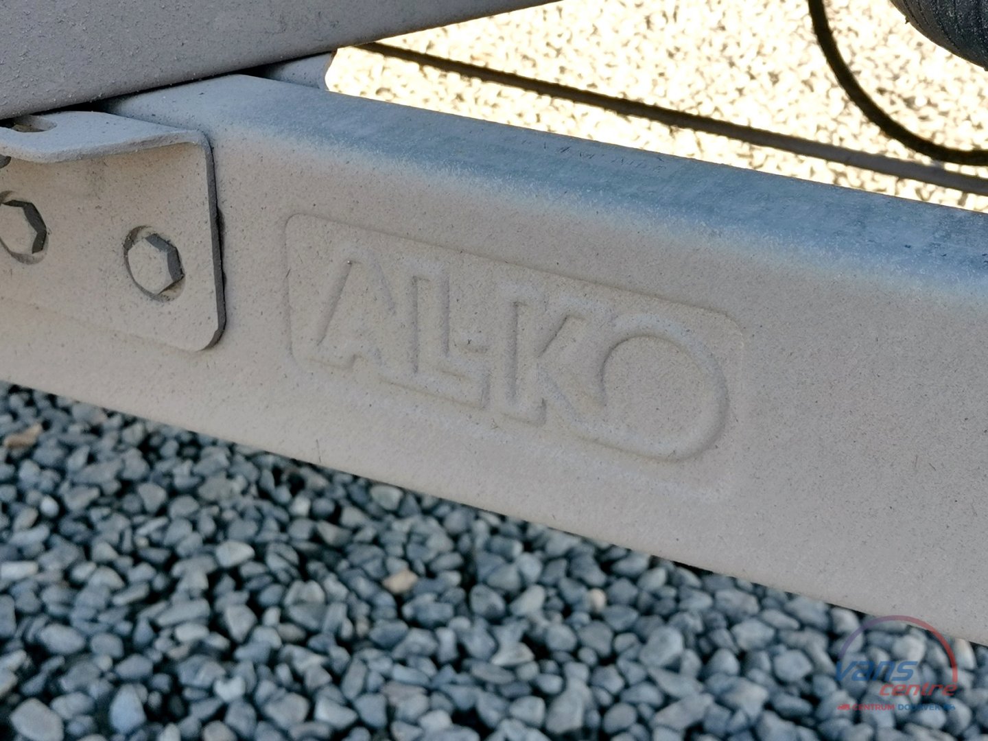 Kobras 9BC2-1600/ PODVALNÍK 4,9M 