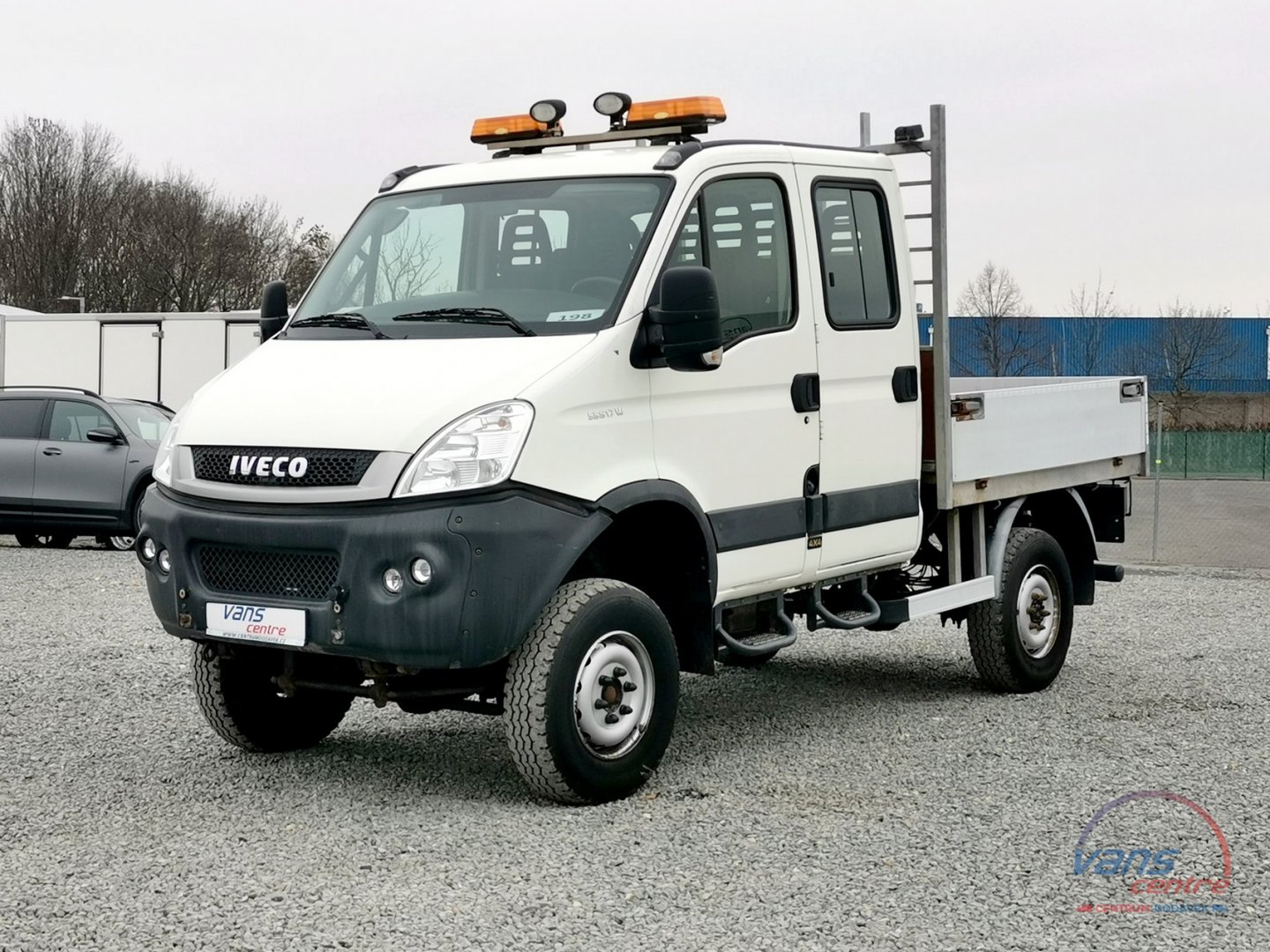 Iveco DAILY 55S17W 4X4/ VALNÍK 2,1M/ 7 MÍST/ TAŽNÉ  
