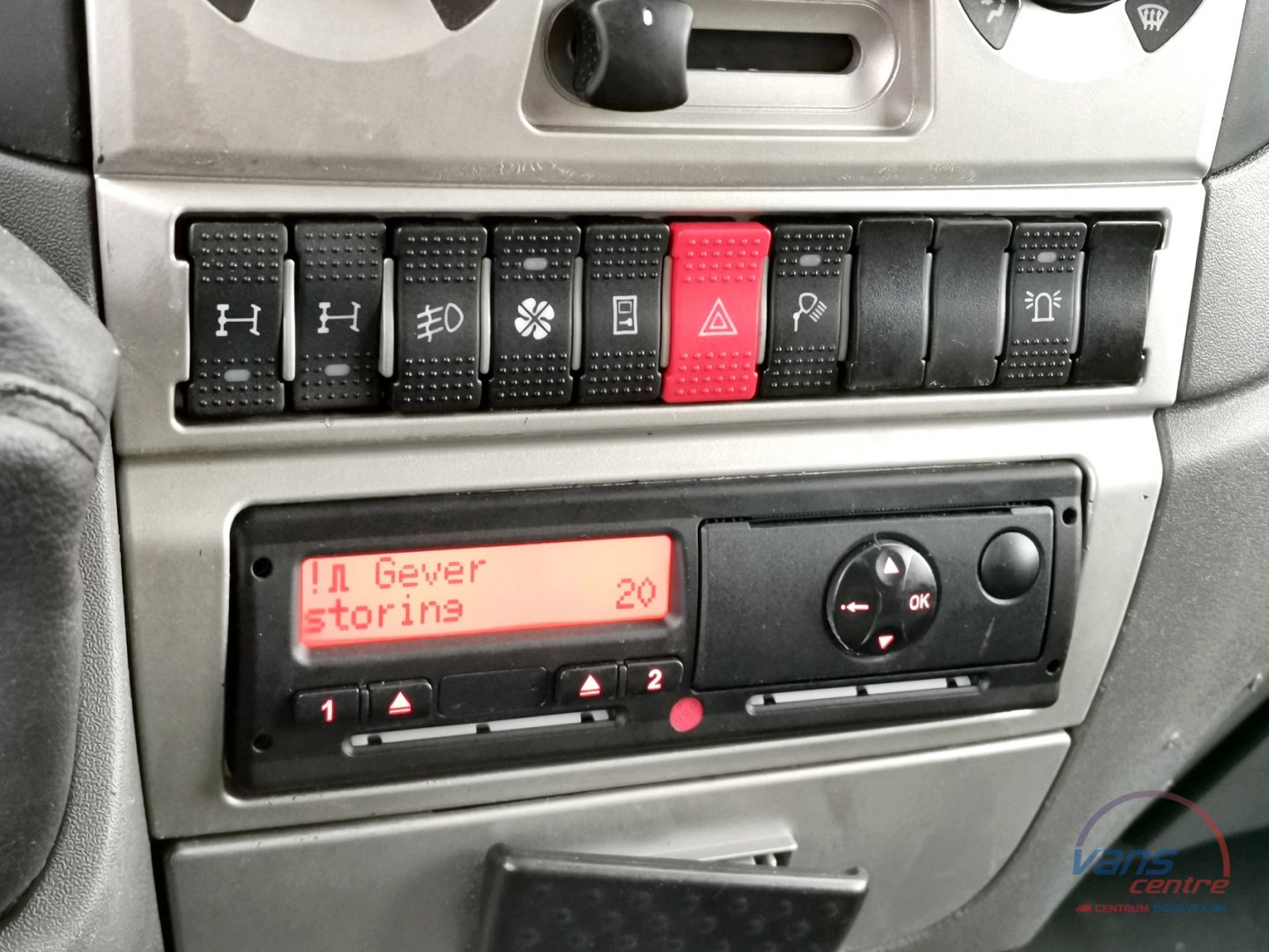 Iveco DAILY 55S17W 4X4/ VALNÍK 2,1M/ 7 MÍST/ TAŽNÉ  