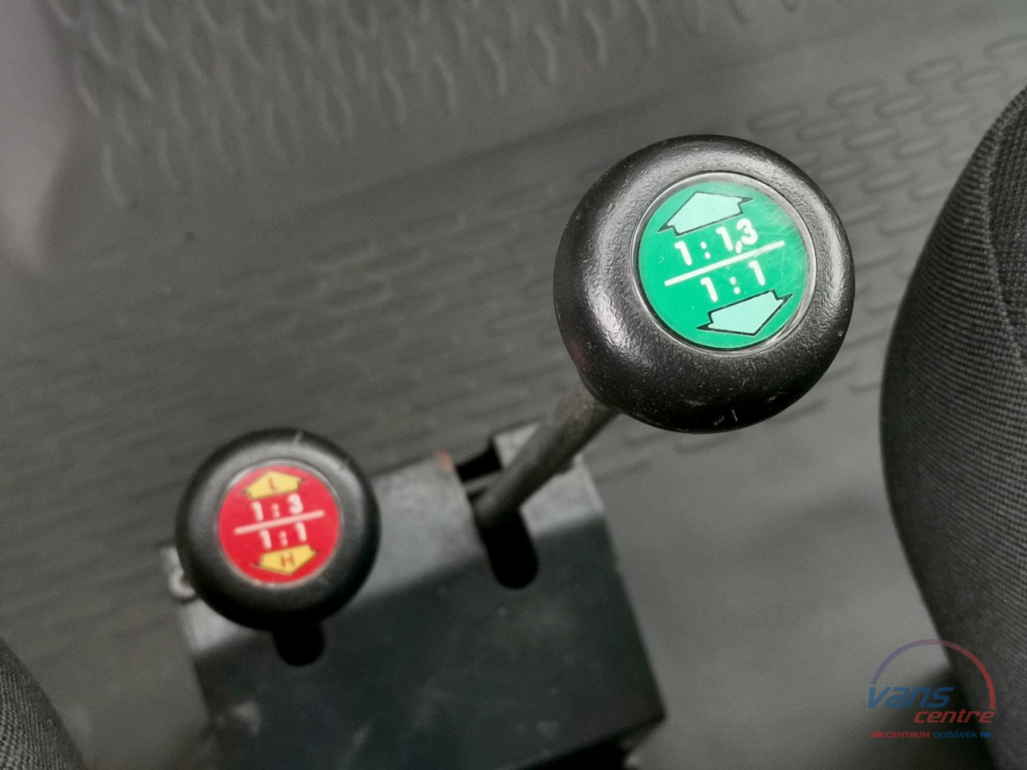 Iveco DAILY 55S17W 4X4/ VALNÍK 2,1M/ 7 MÍST/ TAŽNÉ  