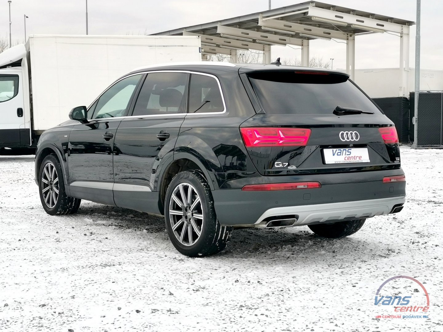 Audi Q7 3.0TDI/V6 QUATTRO/ S-LINE/ TAŽNÉ