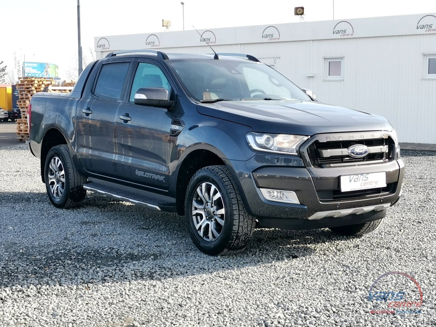 Ford RANGER 3.2TDCI/V5 WILDTRAK/ 4X4/ ALU ROLETA/ TAŽNÉ 3,5T