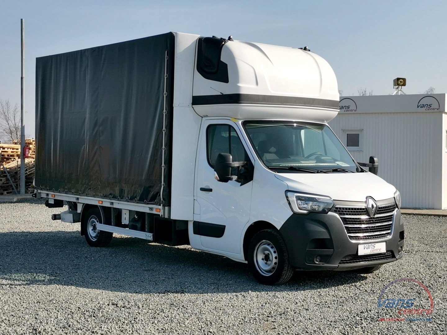 Renault MASTER 165DCI SHRNOVACÍ 10 PALET/ MĚCHY/ HYDR.ČELO 