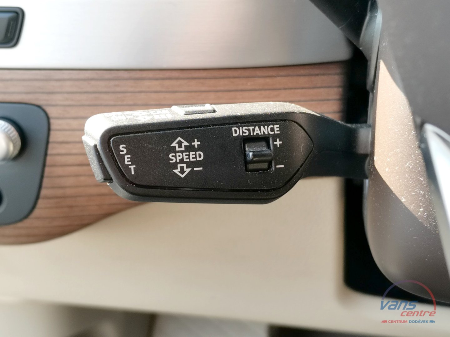 Audi Q7 3.0TDI DSG/ 7 MÍST/ NEZ.TOPENÍ/ PANORAMA/ TAŽNÉ