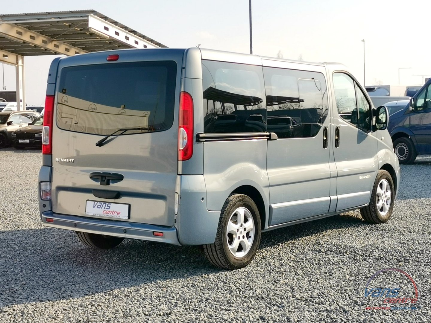 Renault TRAFIC 2.5DCI/107KW L1H1/ GENERATION/ 5 MÍST/ NEZ.TOPENÍ