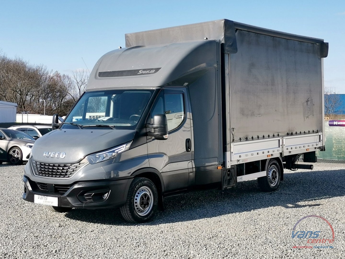 Iveco DAILY 35S18 HI-MATIC/ SHRNOVACÍ 8 PALET/ HYDR.ČELO 