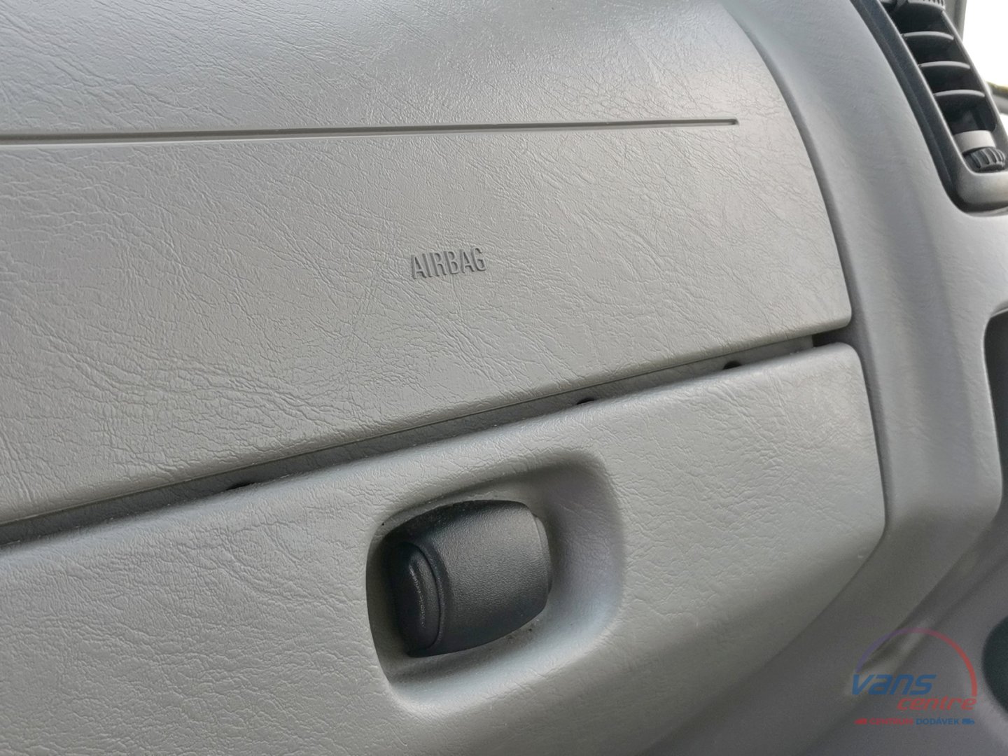 Renault TRAFIC 2.5DCI/99KW L1H1 7 MÍST/ GENERATION/ TAŽNÉ