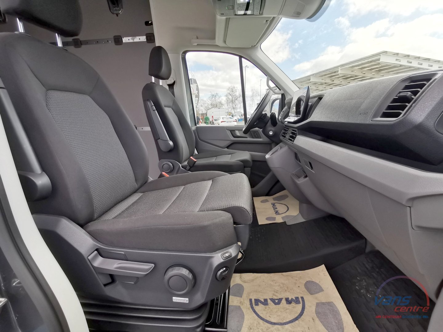 MAN TGE 3.180/AT 4X4/ MAXI XL/ ČR/ 1.MAJ. 