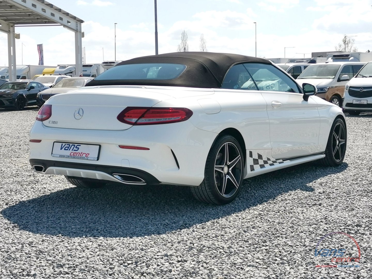 Mercedes-Benz C300 CABRIO/ AMG/ BURMESTER/ ČR