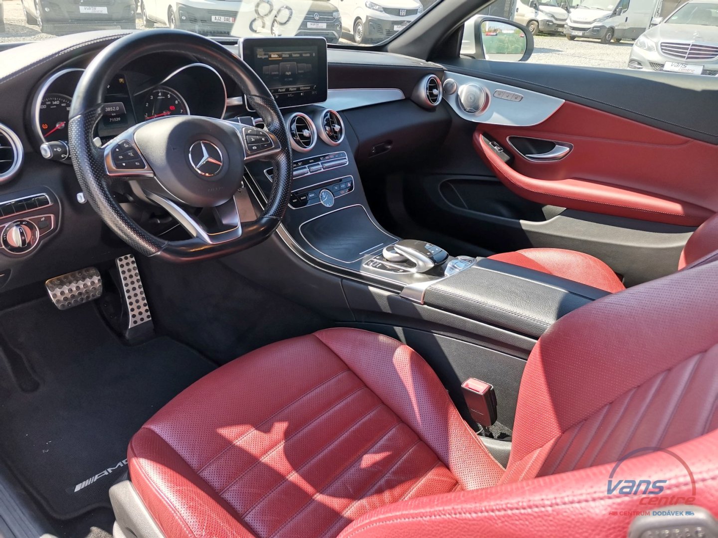 Mercedes-Benz C300 CABRIO/ AMG/ BURMESTER/ ČR