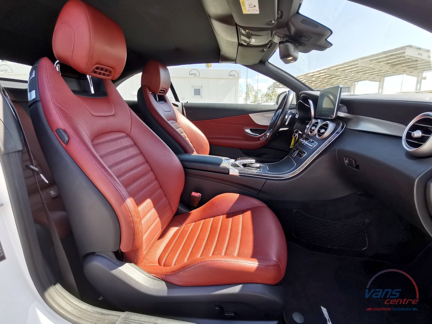 Mercedes-Benz C300 CABRIO/ AMG/ BURMESTER/ ČR