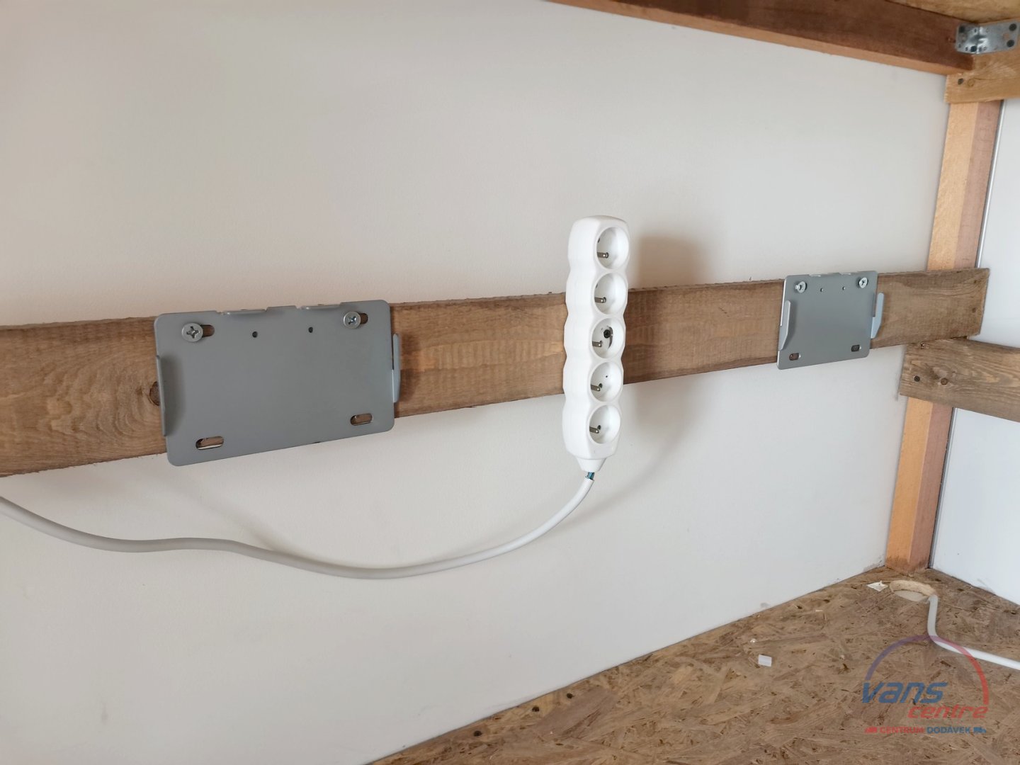 Agados VZ 31/ POJÍZDNÁ KANCELÁŘ/ 1300KG