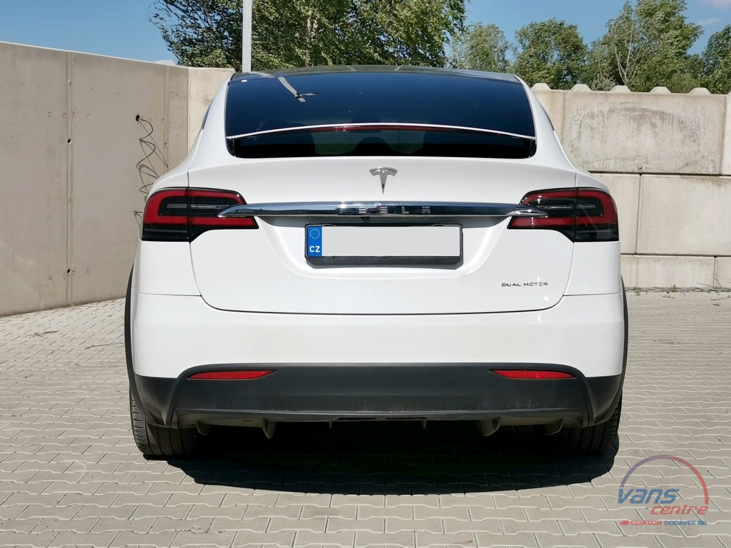 Tesla MODEL X LONG RANGE/ 398KW/ 7 MÍST/ TOP VÝBAVA!