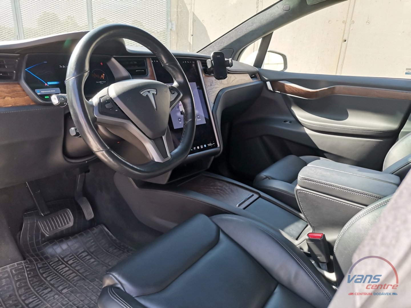 Tesla MODEL X LONG RANGE/ 398KW/ 7 MÍST/ TOP VÝBAVA!