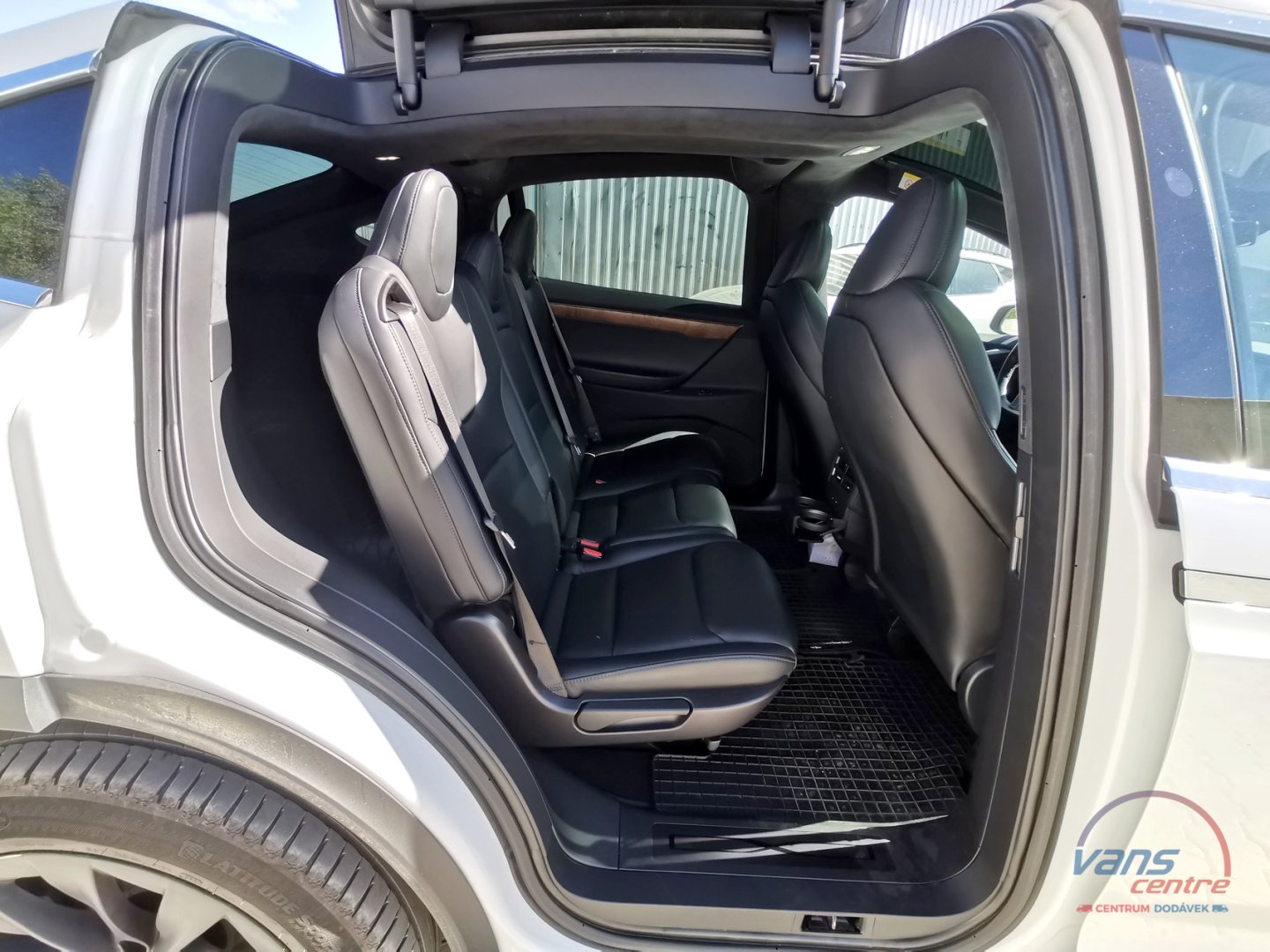 Tesla MODEL X LONG RANGE/ 398KW/ 7 MÍST/ TOP VÝBAVA!