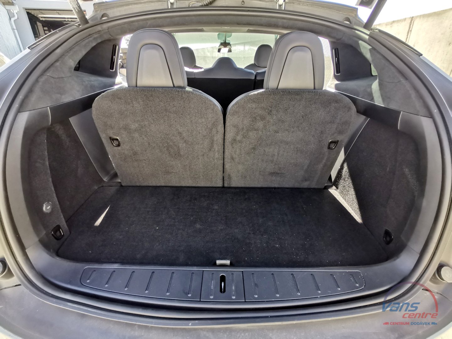 Tesla MODEL X LONG RANGE/ 398KW/ 7 MÍST/ TOP VÝBAVA!