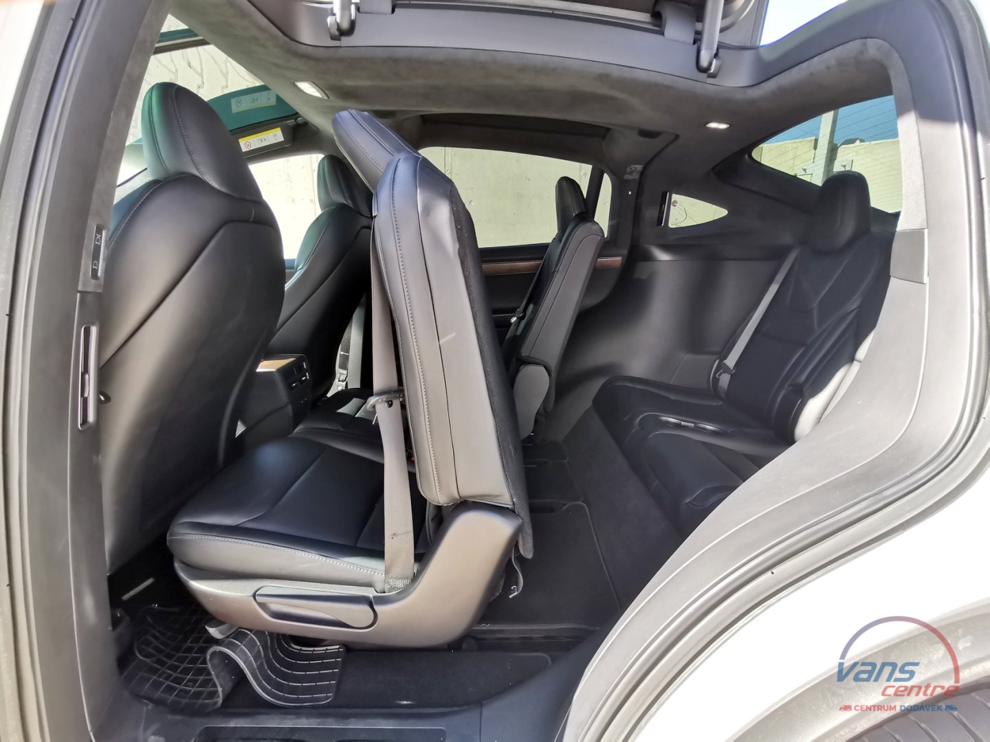 Tesla MODEL X LONG RANGE/ 398KW/ 7 MÍST/ TOP VÝBAVA!