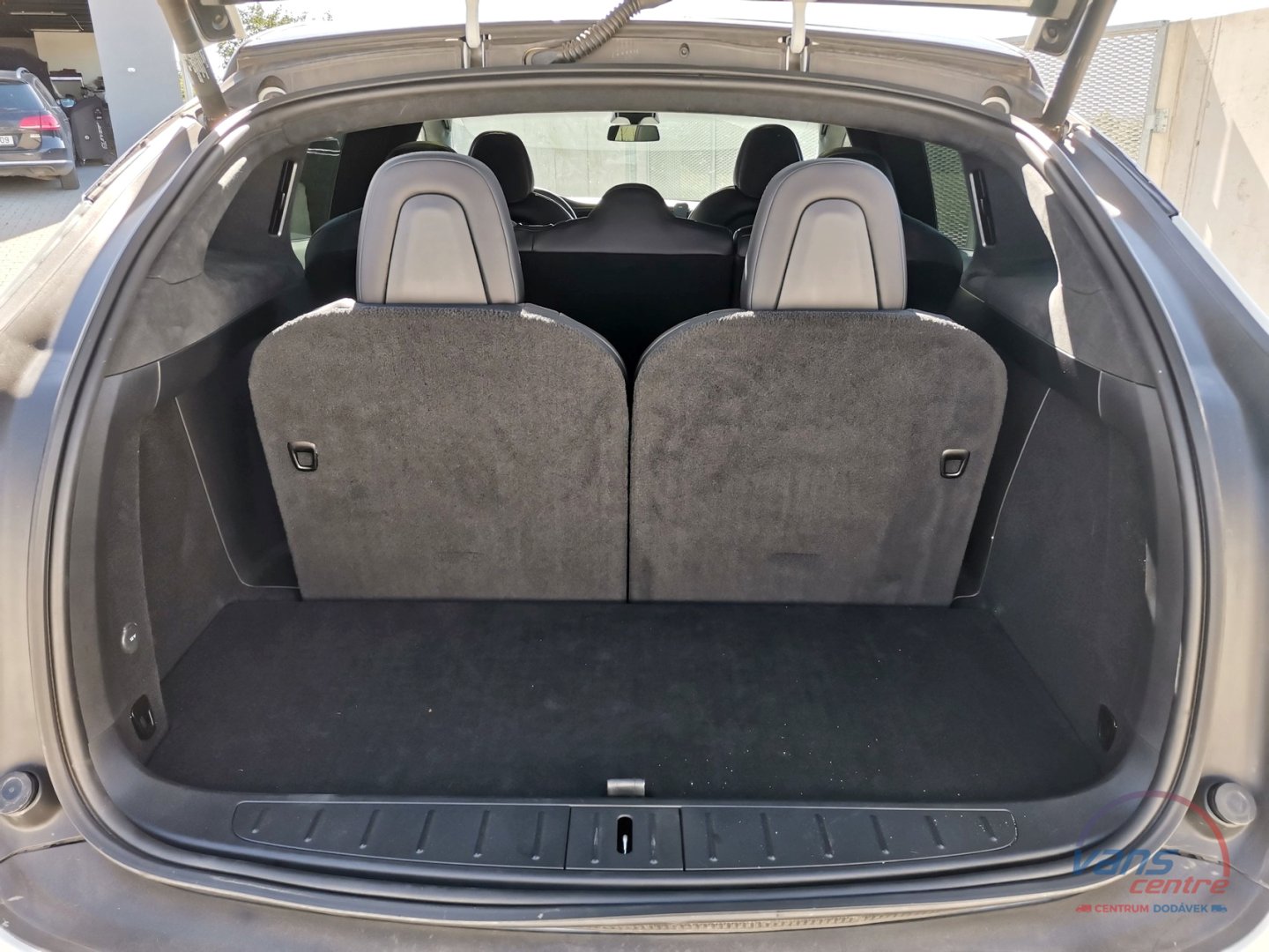Tesla MODEL X LONG RANGE/ 398KW/ 7 MÍST/ TOP VÝBAVA!