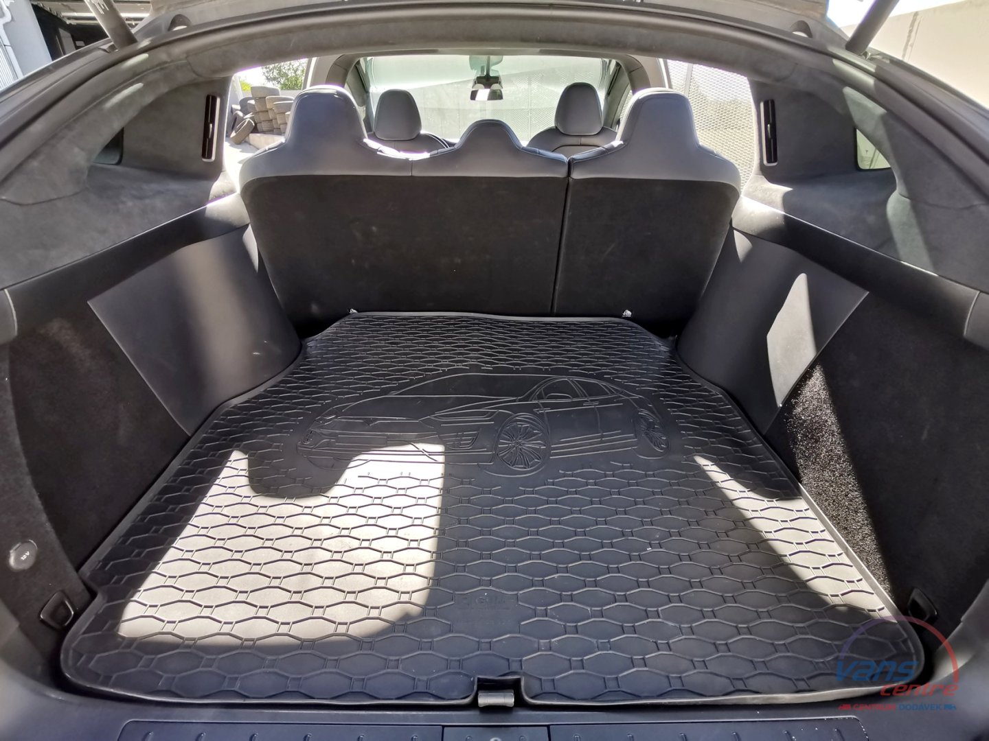 Tesla MODEL X LONG RANGE/ 398KW/ 7 MÍST/ TOP VÝBAVA!