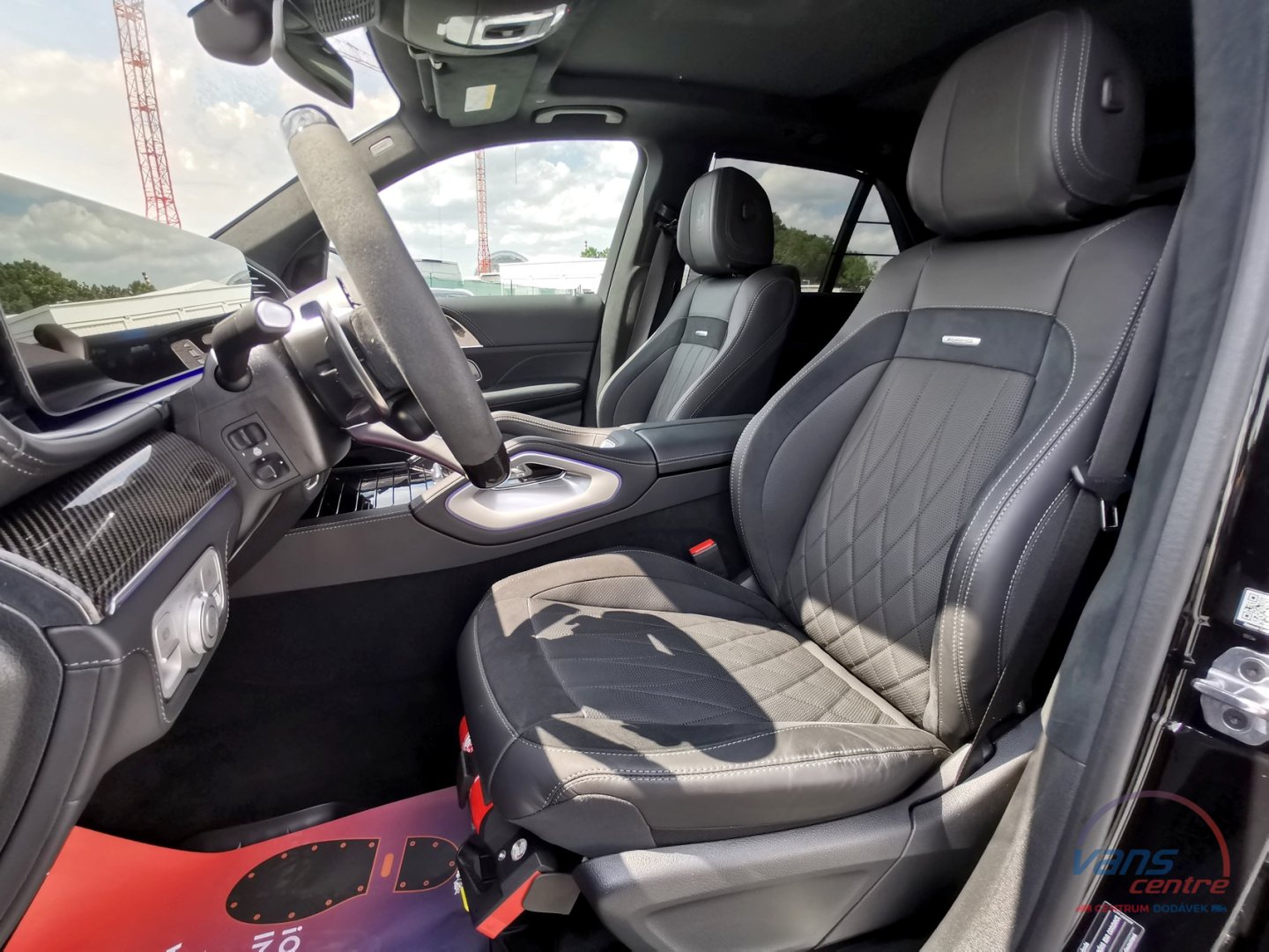 Mercedes-Benz GLE 63 S AMG 4 MATIC+ / NIGHT/ CERAMIC/ MASÁŽ