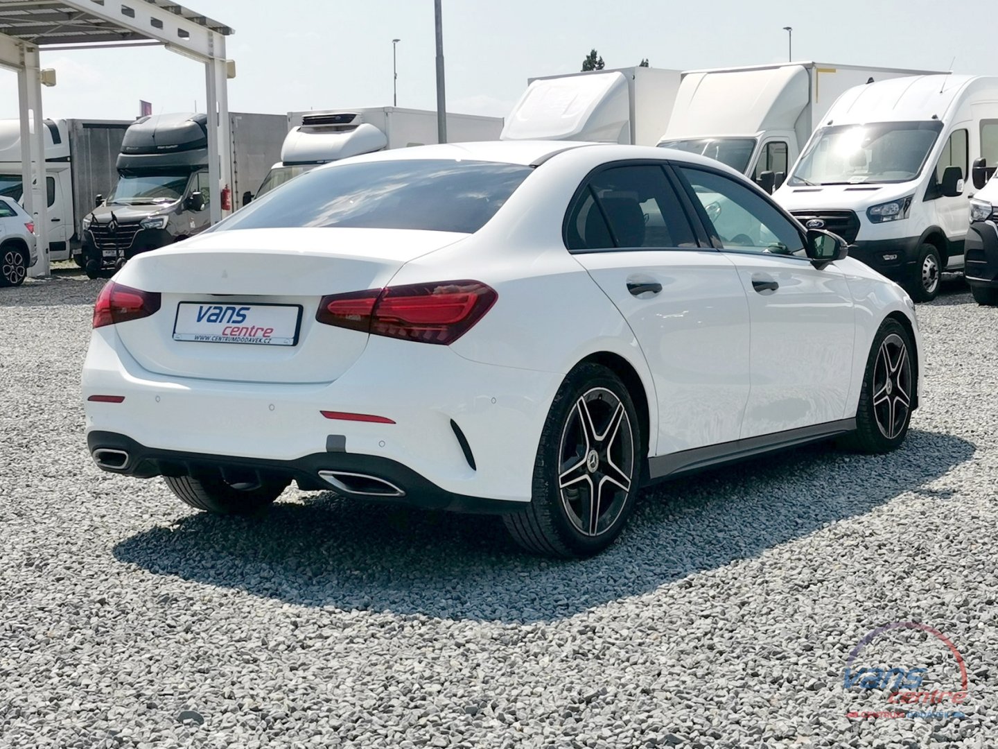 Mercedes-Benz A 180 SEDAN/ AMG-LINE/ NIGHT/ KEYLESS
