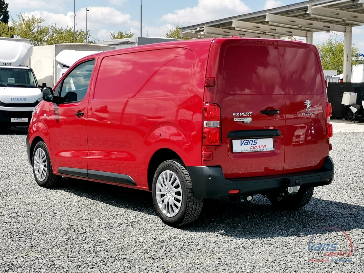 Peugeot EXPERT 2.0HDI/106KW L2H1/ KAMERA/ NAVI/ TAŽNÉ