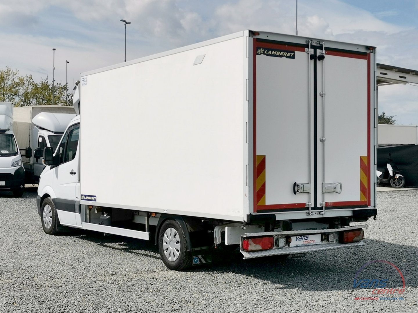 Mercedes-Benz SPRINTER 319CDI MRAZÍ/CHLADÍ/TOPÍ/ 380V/ MĚCHY