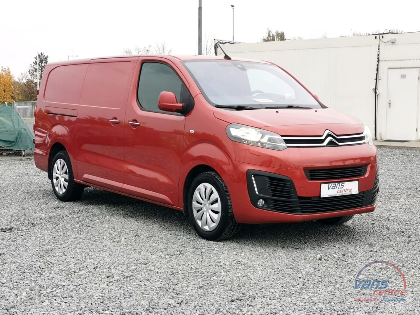 Citroën JUMPY 2.0HDI/130KW AT/ L3H1/ HUD/ TAŽNÉ/ ČR 